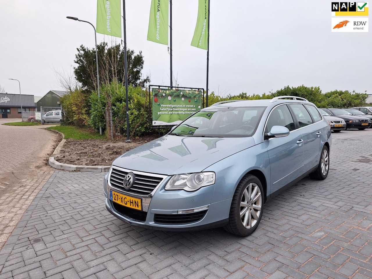 Volkswagen Passat Variant - 2.0 FSI Highline Business 2.0 FSI Highline Business nieuwe APK - AutoWereld.nl