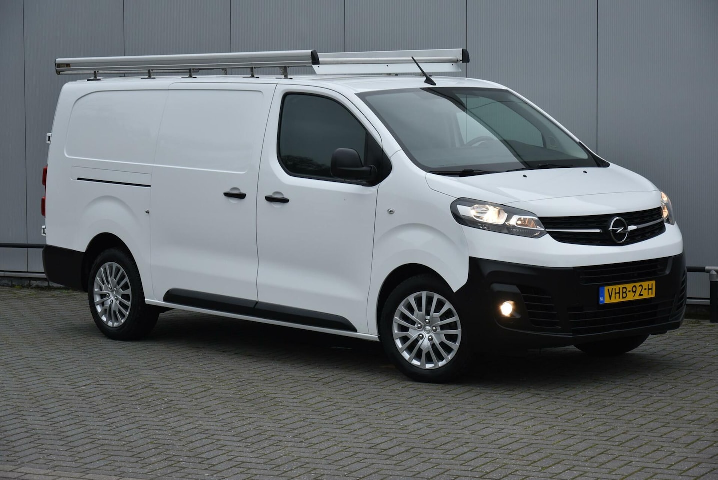 Opel Vivaro - bestel 2.0 CDTI L3H1 Edition - AutoWereld.nl