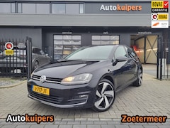 Volkswagen Golf - 1.4 TSI Highline