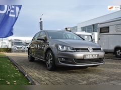 Volkswagen Golf - 1.2 TSI Allstar Edition 5-deurs Automaat, Cruise Control, Stoelverwarming