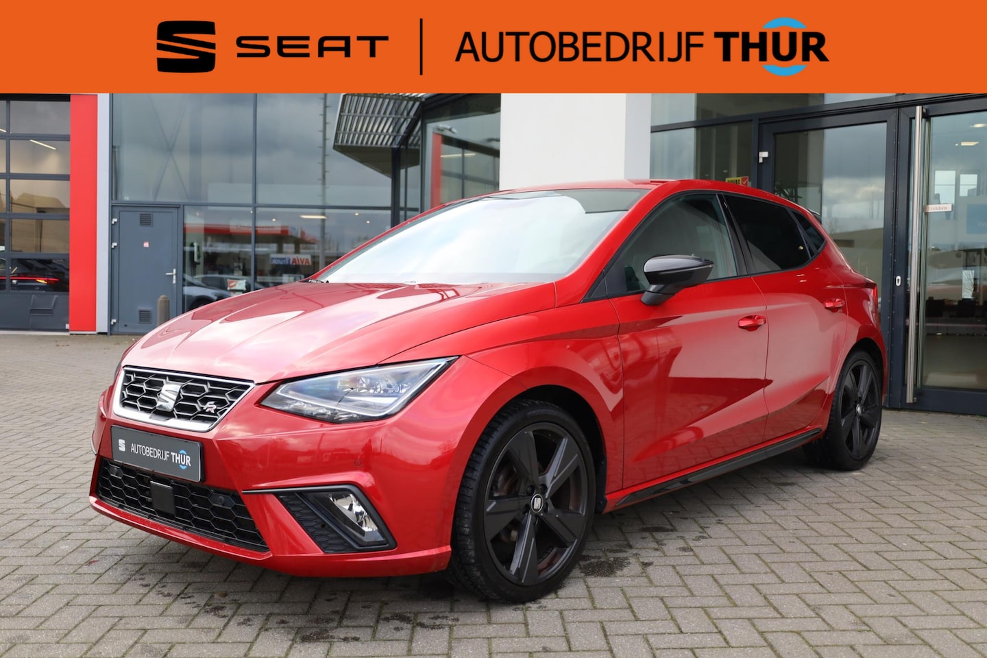 Seat Ibiza - 1.0 TSI FR Limited Edition 110PK / 81kW Unieke Black Edition 18" LMV hoogglans zwart digit - AutoWereld.nl