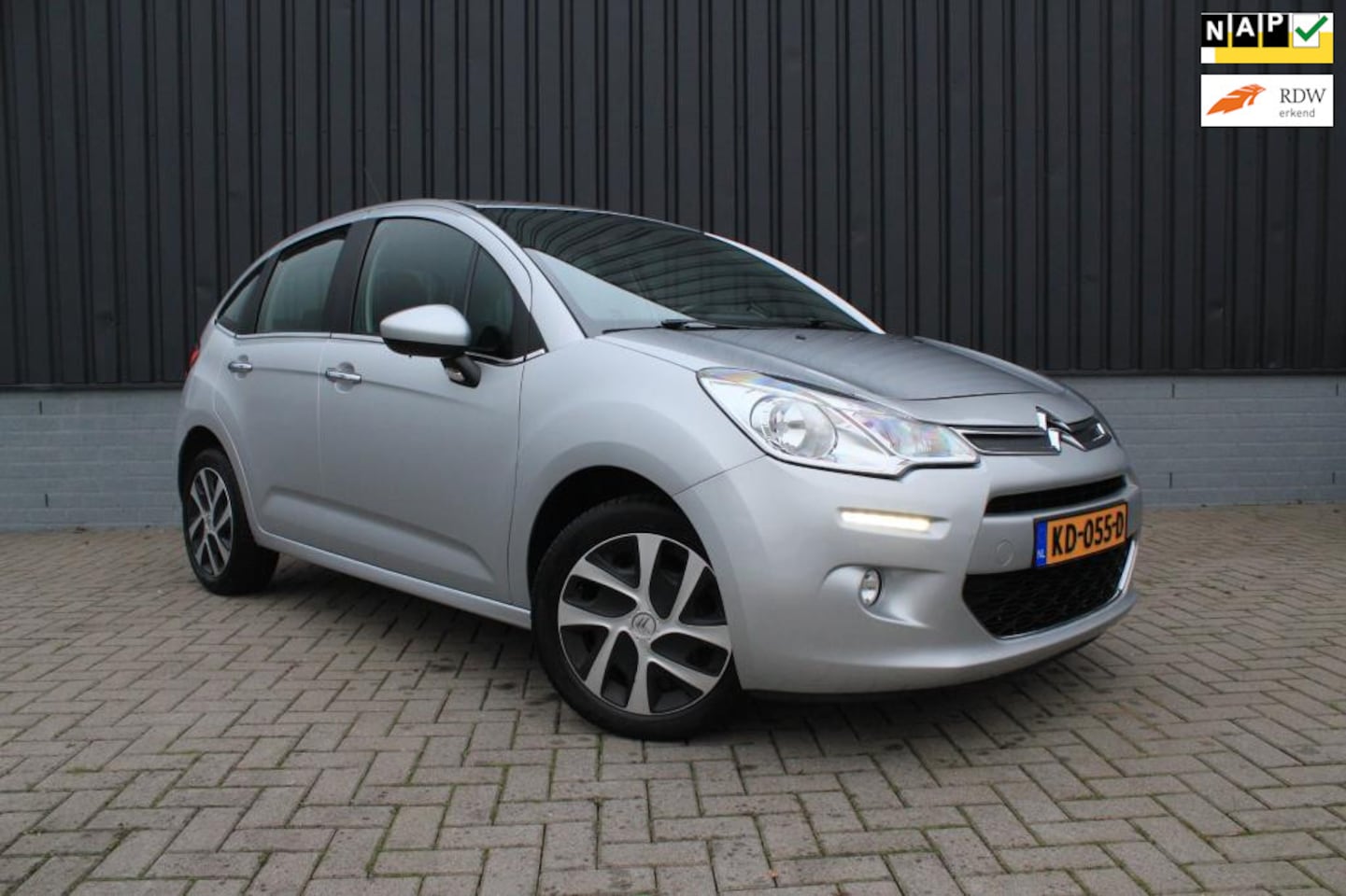 Citroën C3 - 1.0 PureTech Feel Edition/ Cruise control/ Airco/ nap - AutoWereld.nl