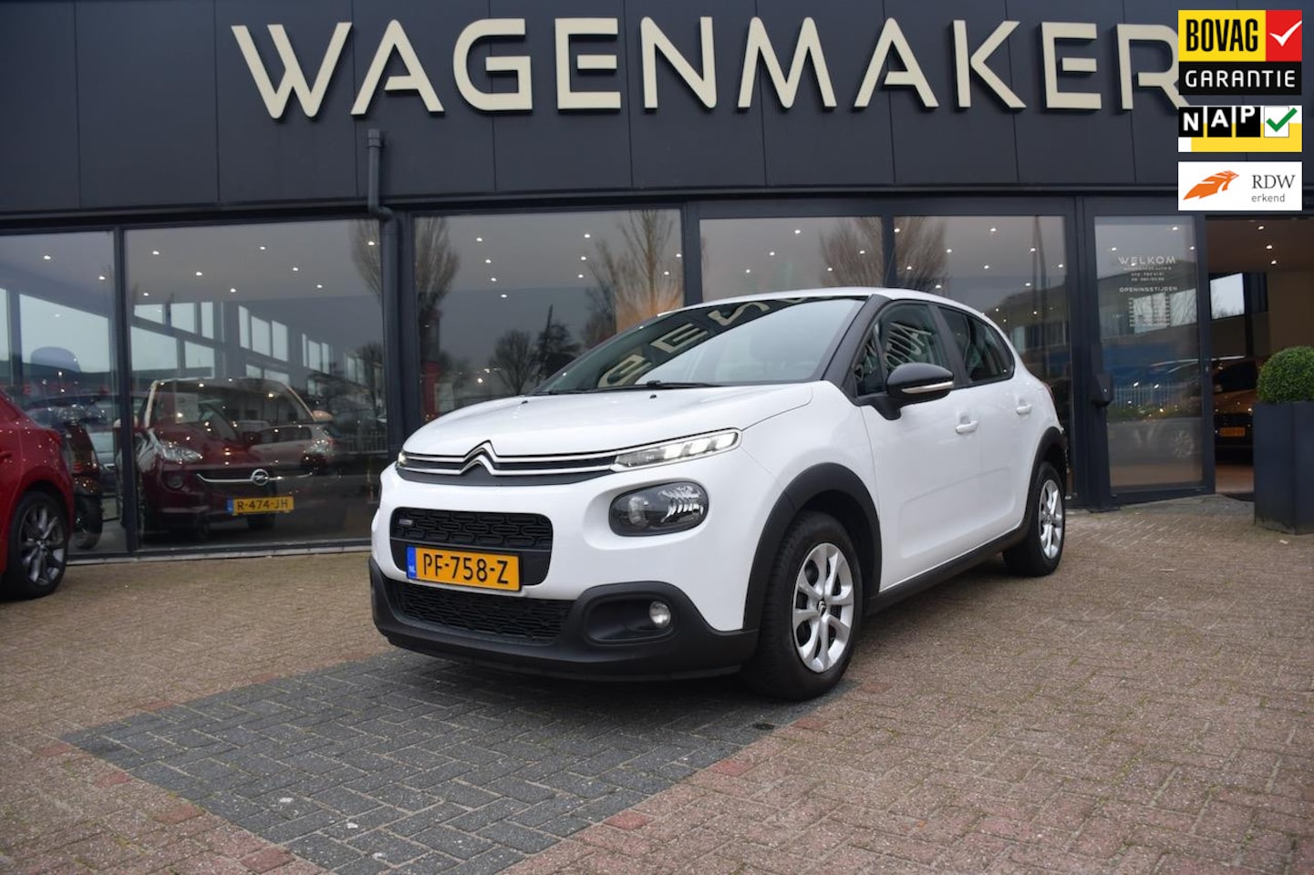 Citroën C3 - 1.2 PureTech Feel Cruise|NAVI|Carplay|DealerOH - AutoWereld.nl