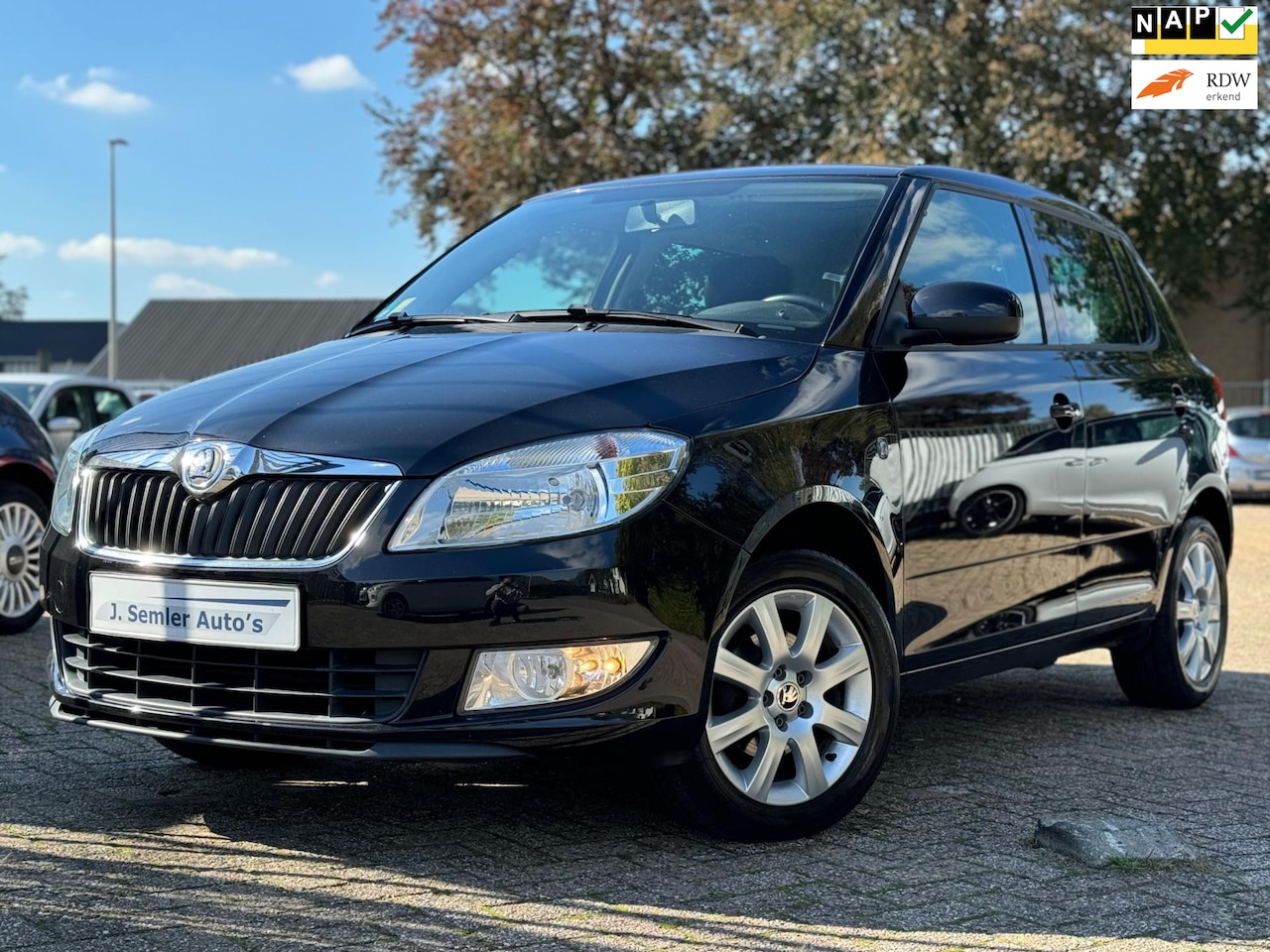 Skoda Fabia - 1.2 TSI AIRCO LMVELGEN APK NW.STUUR/TELLER - AutoWereld.nl