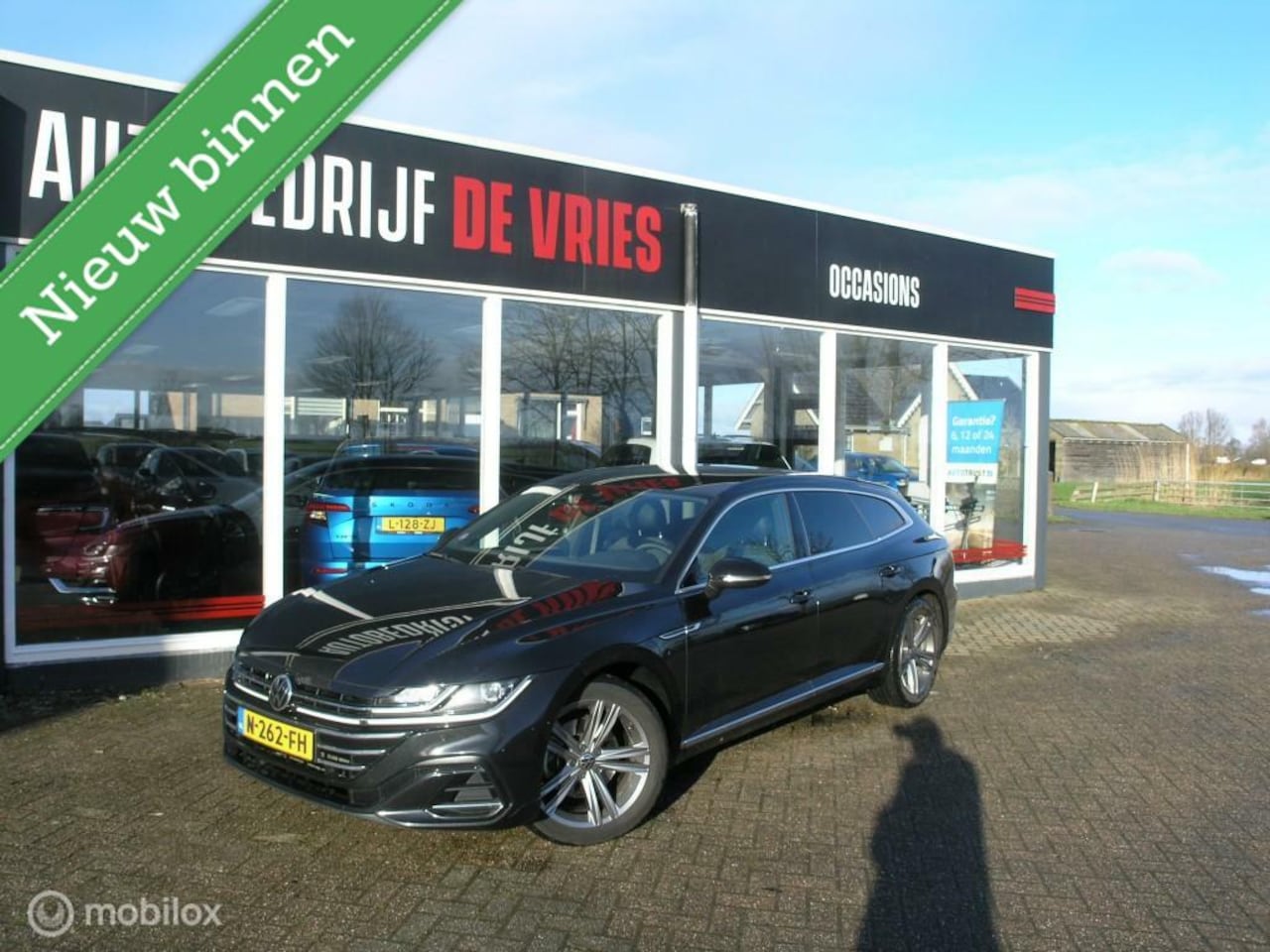 Volkswagen Arteon Shooting Brake - 2.0 TSI R-Line Business 2.0 TSI R-Line Business+ - AutoWereld.nl