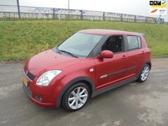 Suzuki Swift - swift 1.3 Sport 5 deurs airco lmv trekhaak 137.000km