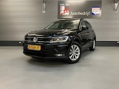 Volkswagen Tiguan - 1.5 TSI ACT LED/PDC/DIGI CP/ADAPTIVE CR/ENZ