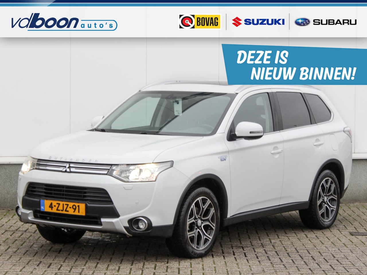 Mitsubishi Outlander - 2.0 PHEV Instyle X-Line | Navi | Cruise | Clima | Panodak | Trekhaak - AutoWereld.nl