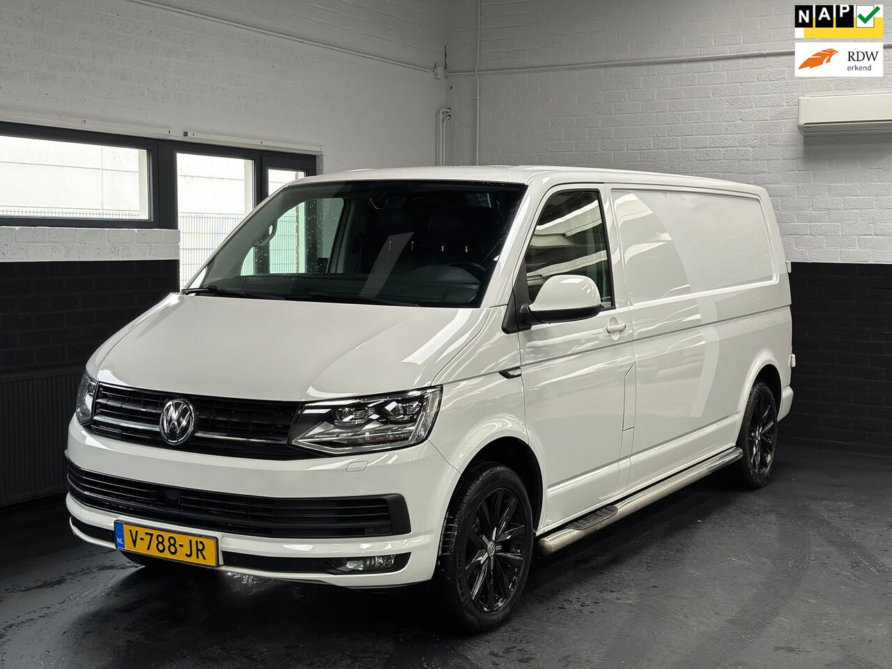 Volkswagen Transporter - 2.0 TDI L2H1 DC Highline 2.0 TDI L2H1 DC Highline, DSG, leder, camera, LED, Adaptief, 3 pers. mooie volle bus - AutoWereld.nl