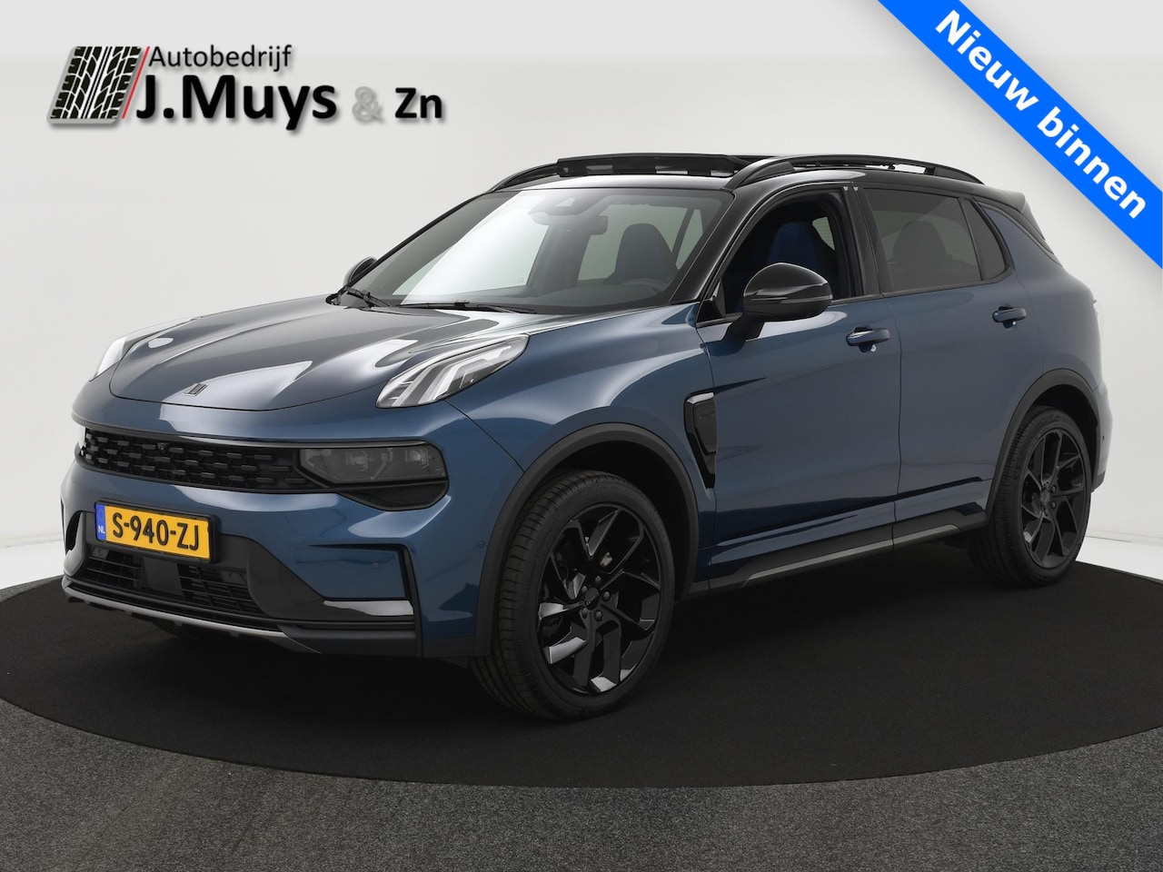 Lynk & Co 01 - 1.5 PHEV 262PK BLACK ZWARTE HEMEL|PANODAK|ACC|BLIS|360CAMERA|STOELVERW|INFINITY|MEMORYSTOE - AutoWereld.nl