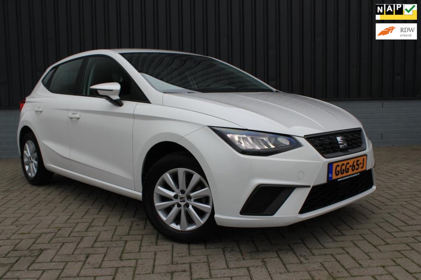 Seat Ibiza - 1.0 MPI Style/ INCL BTW/ ADAPTIVE CRUISE/ NAV - AutoWereld.nl