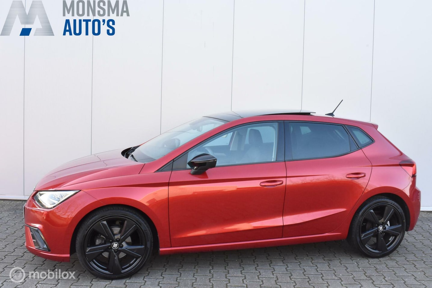 Seat Ibiza - 1.0 TSI 85kW AUT. FR 2019 Desire Red Pano LED 18" ACC Leder/Alcantara Apple Carplay - AutoWereld.nl