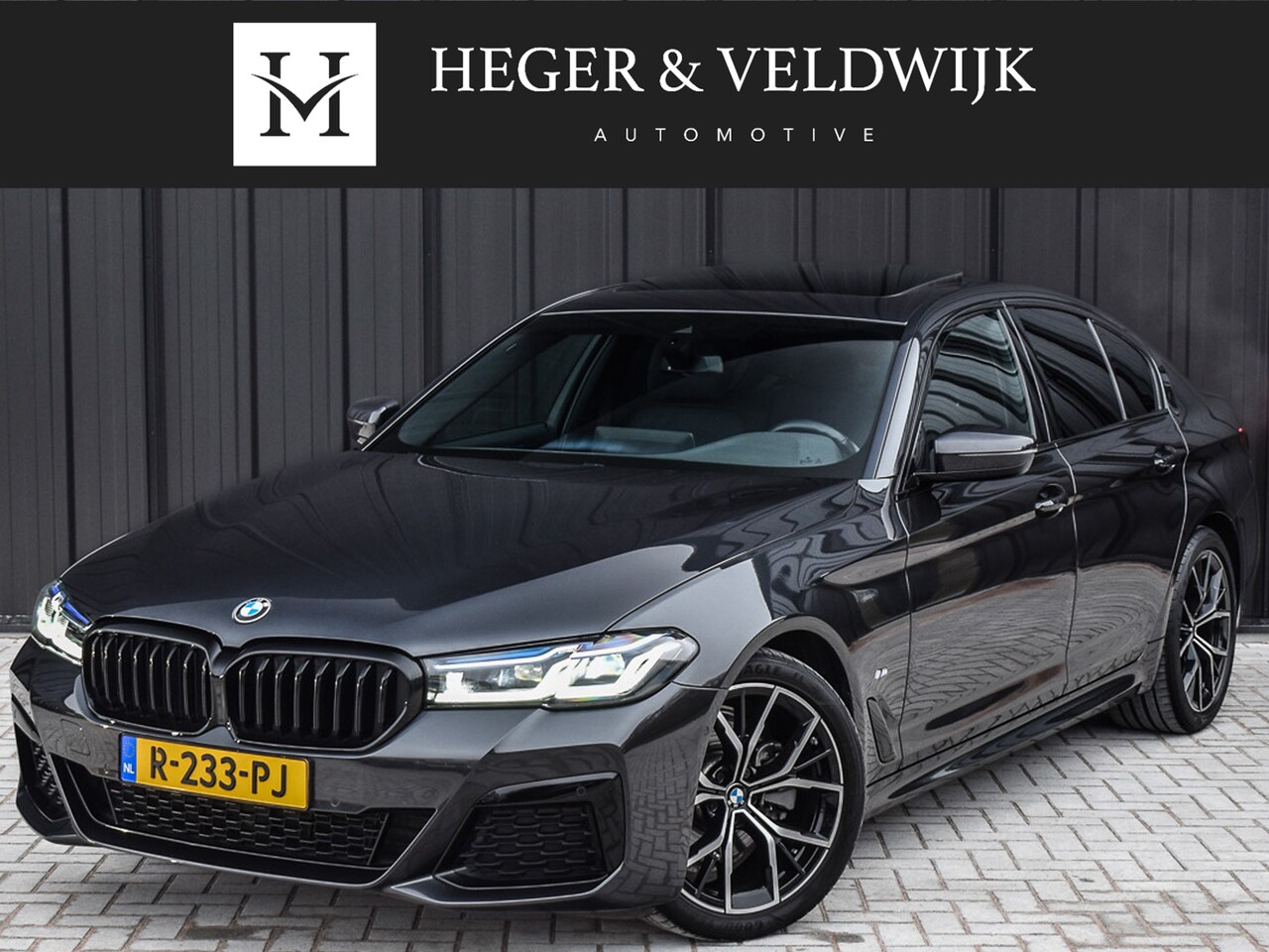 BMW 5-serie - 520i M-SPORT | SCHUIF-/-DAK | BMW LASERS | AMBIANCE INTERIEUR | COMFORT + MEMORY SEATS | S - AutoWereld.nl