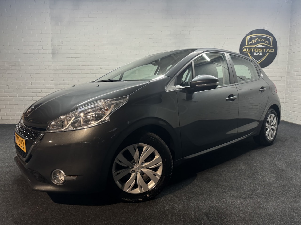 Peugeot 208 - 1.2 VTi Envy*2014*Ecc|Cruise|Pdc|Nap - AutoWereld.nl