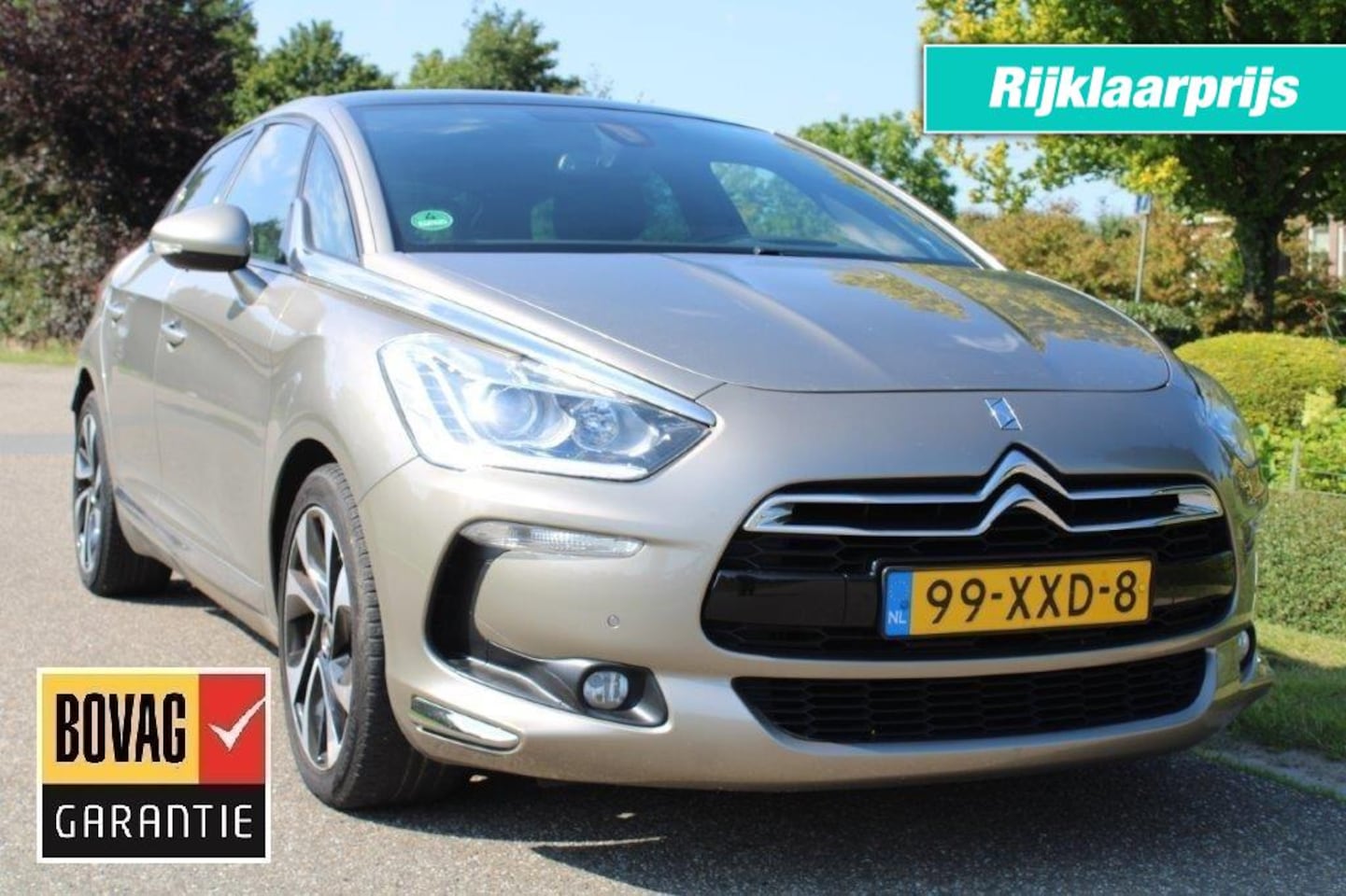 Citroën DS5 - 1.6 156pk So Chic automaat ECC/navi/cruise/camera/pano - AutoWereld.nl