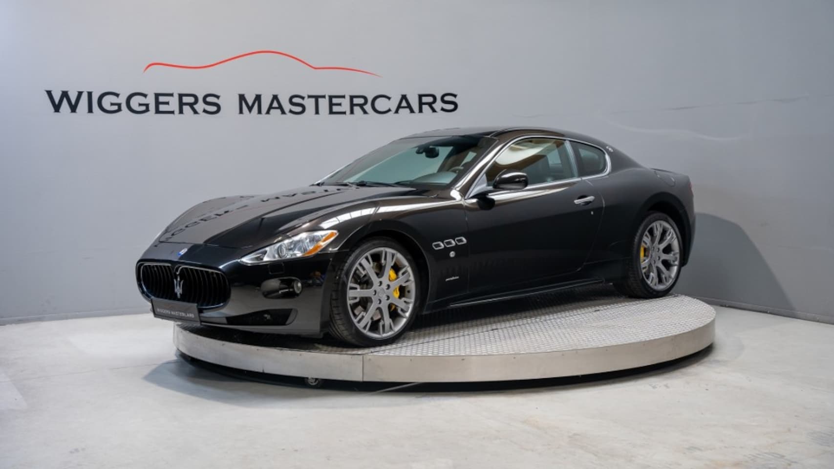 Maserati GranTurismo - 4.7 S 4.7 S 439 PK, 20 Inch, gele remzadels, Zwart Leder - AutoWereld.nl