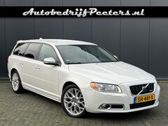 Volvo V70 - 3.0 T6 AWD 320pk R-Design Youngtimer Leder Cruise Xenon