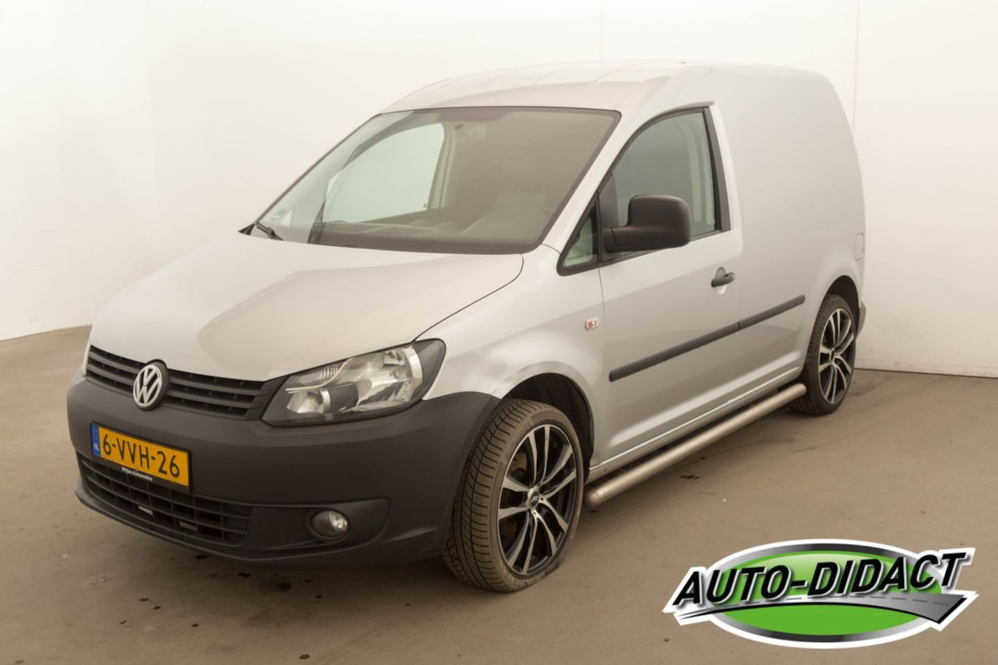 Volkswagen Caddy - 1.6 TDI BMT - AutoWereld.nl