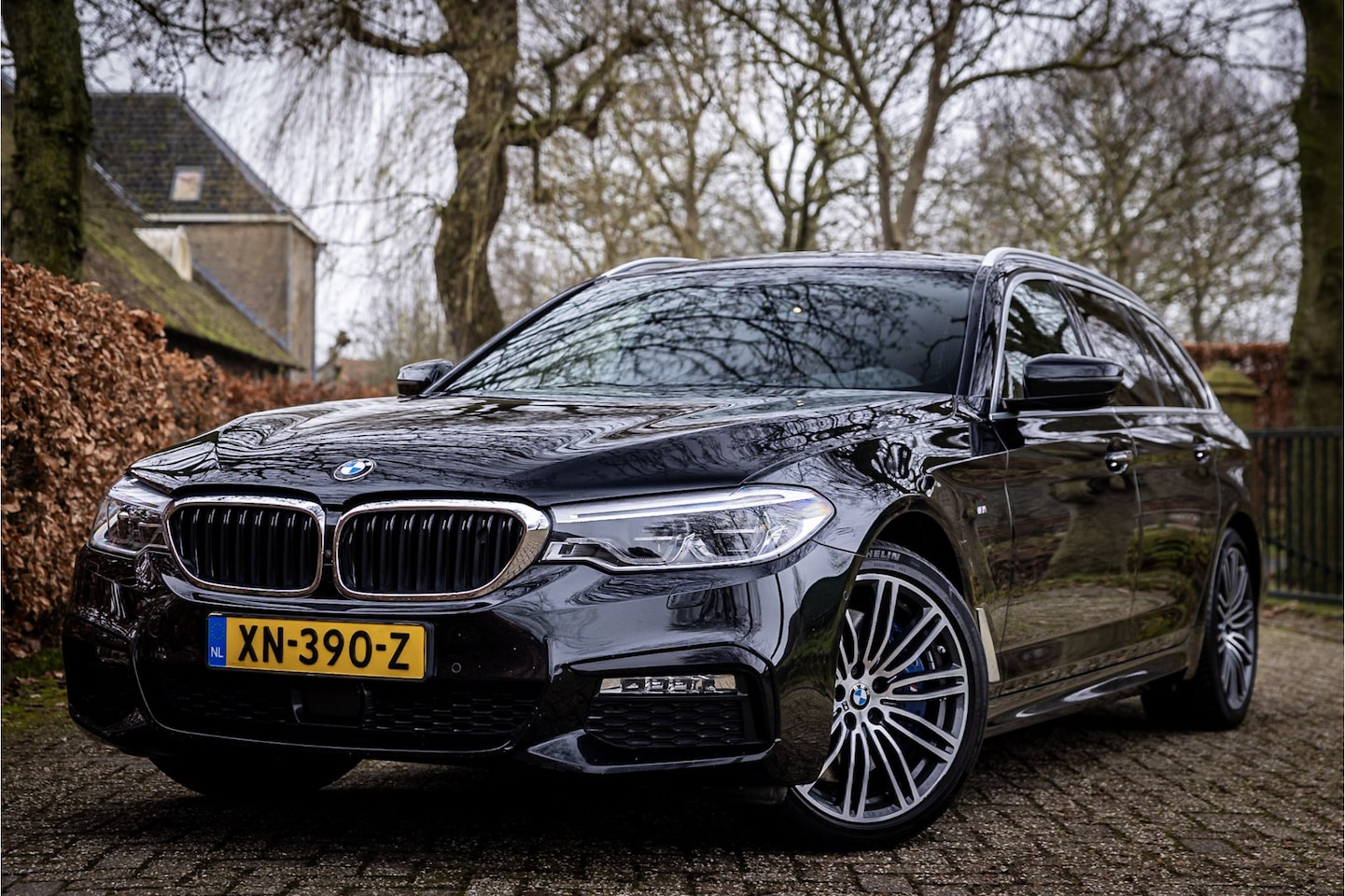 BMW 5-serie Touring - 540i xDrive M Sport Bowers & Wilkins Massage Soft Close Panorama - AutoWereld.nl