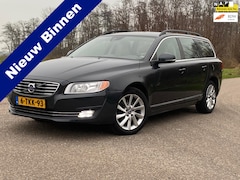 Volvo V70 - 1.6 T4 Nordic+ / Airco / Navi / Leder / CC / LMV / NAP