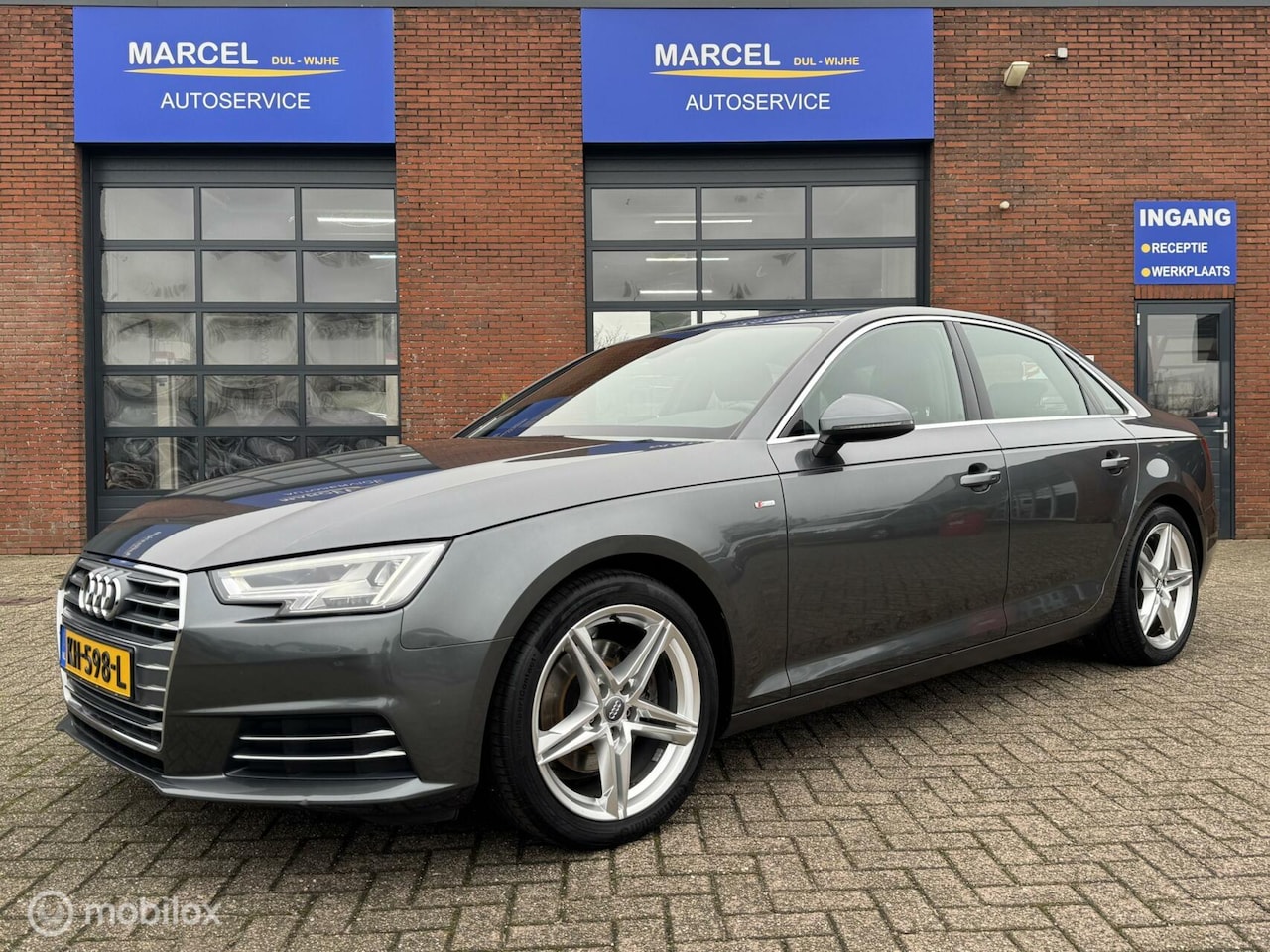 Audi A4 Limousine - 1.4 TFSI Sport s-line Virtual display - AutoWereld.nl