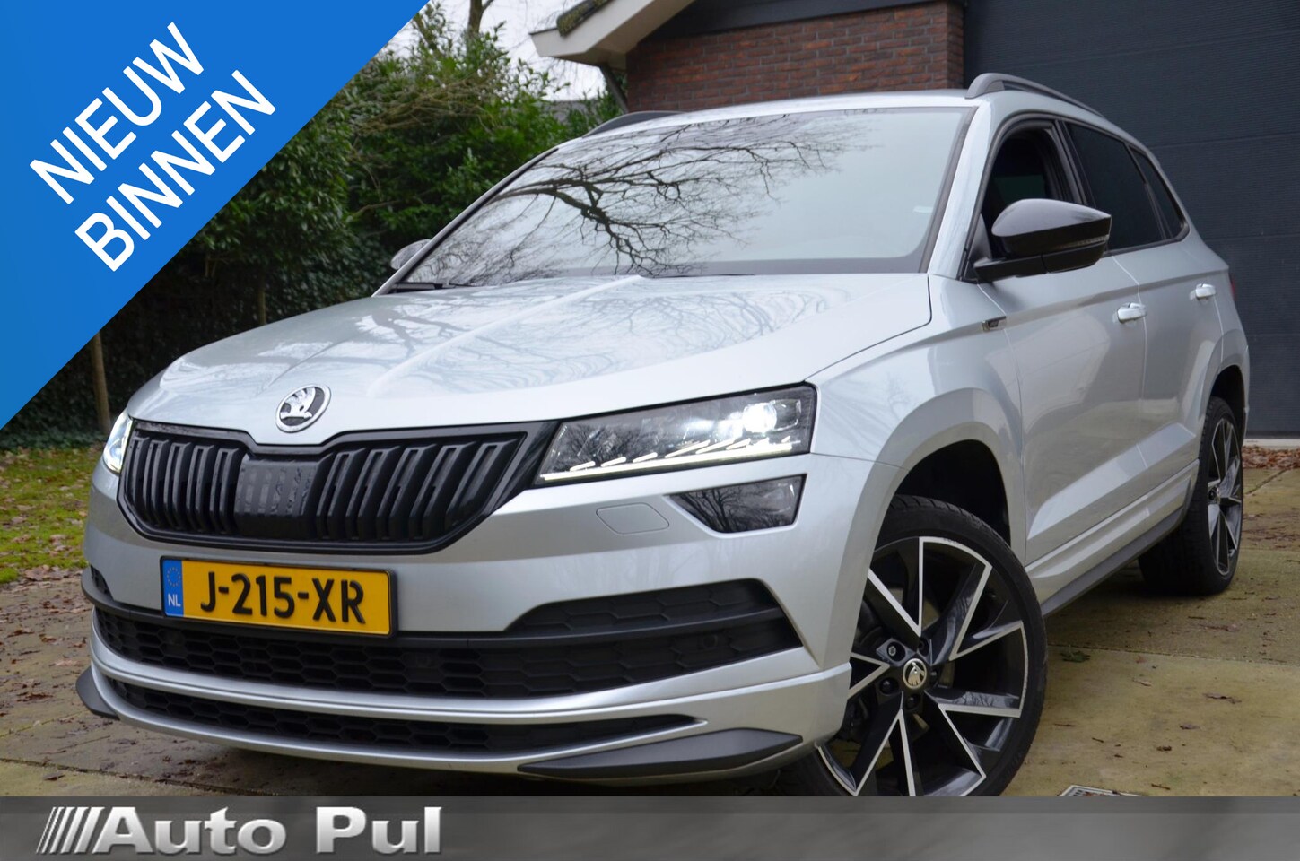 Skoda Karoq - 1.5 TSI ACT Sportline Business Led/Pdc/Ecc/Panoramadak/Virtual Cockpit/Achteruitrijcamera/ - AutoWereld.nl