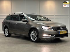 Volkswagen Passat Variant - 1.6 TDI Executive / 2012 / Navi / Cruise / Dealer Onderhouden