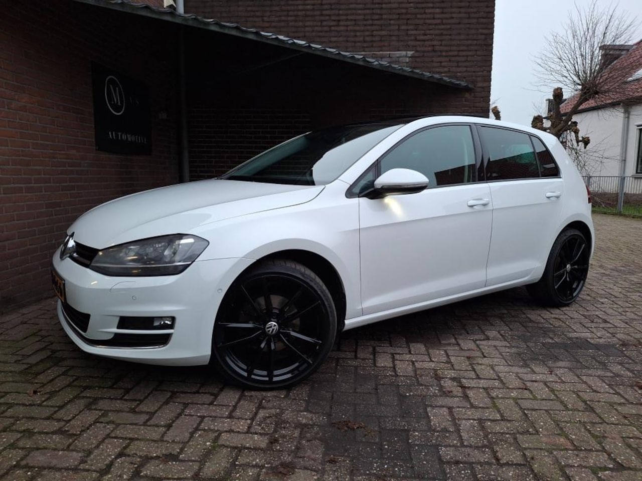 Volkswagen Golf - 1.4 TSI ACT Highline 140PK Panoramadak / Xenon / Keyles Entree - AutoWereld.nl