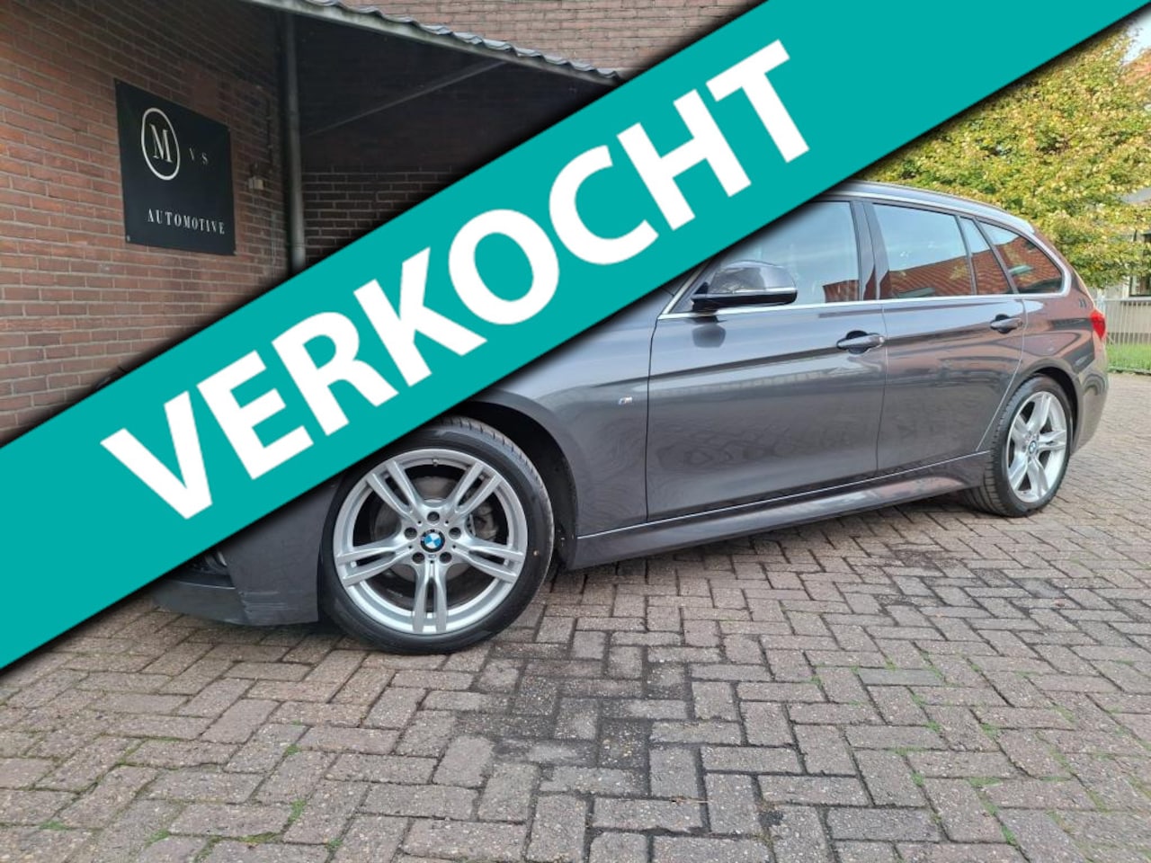 BMW 3-serie Touring - 320i M Sport Edition 184PK Auto. Panoramadak / Led Verlichting / Apple Car Play / Lederen - AutoWereld.nl