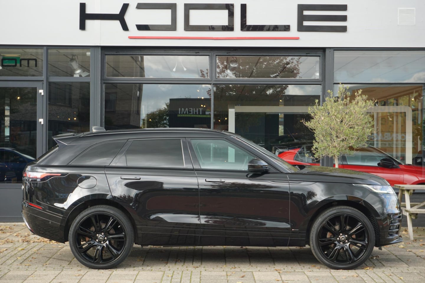 Land Rover Range Rover Velar - 2.0 P250 Turbo AWD R-Dynamic HSE | PANO | Stoel koeling - AutoWereld.nl