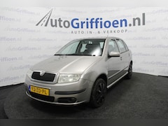 Skoda Fabia - 1.4-16V Spirit+ zeer nette 5-deurs met trekhaak