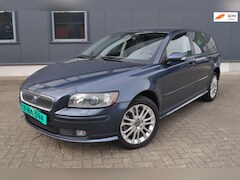 Volvo V50 - 2.5 T5 AWD Summum, 150.000km Netto € 7.440. Bijtel vriendelijk