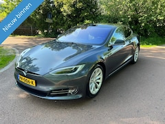 Tesla Model S - 75 Base