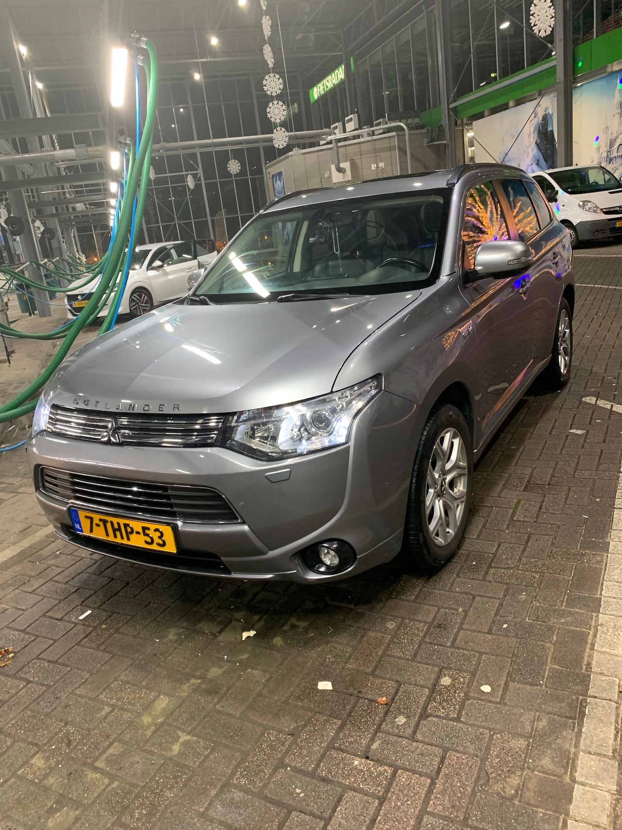 Mitsubishi Outlander - 2.0 PHEV instyle - AutoWereld.nl