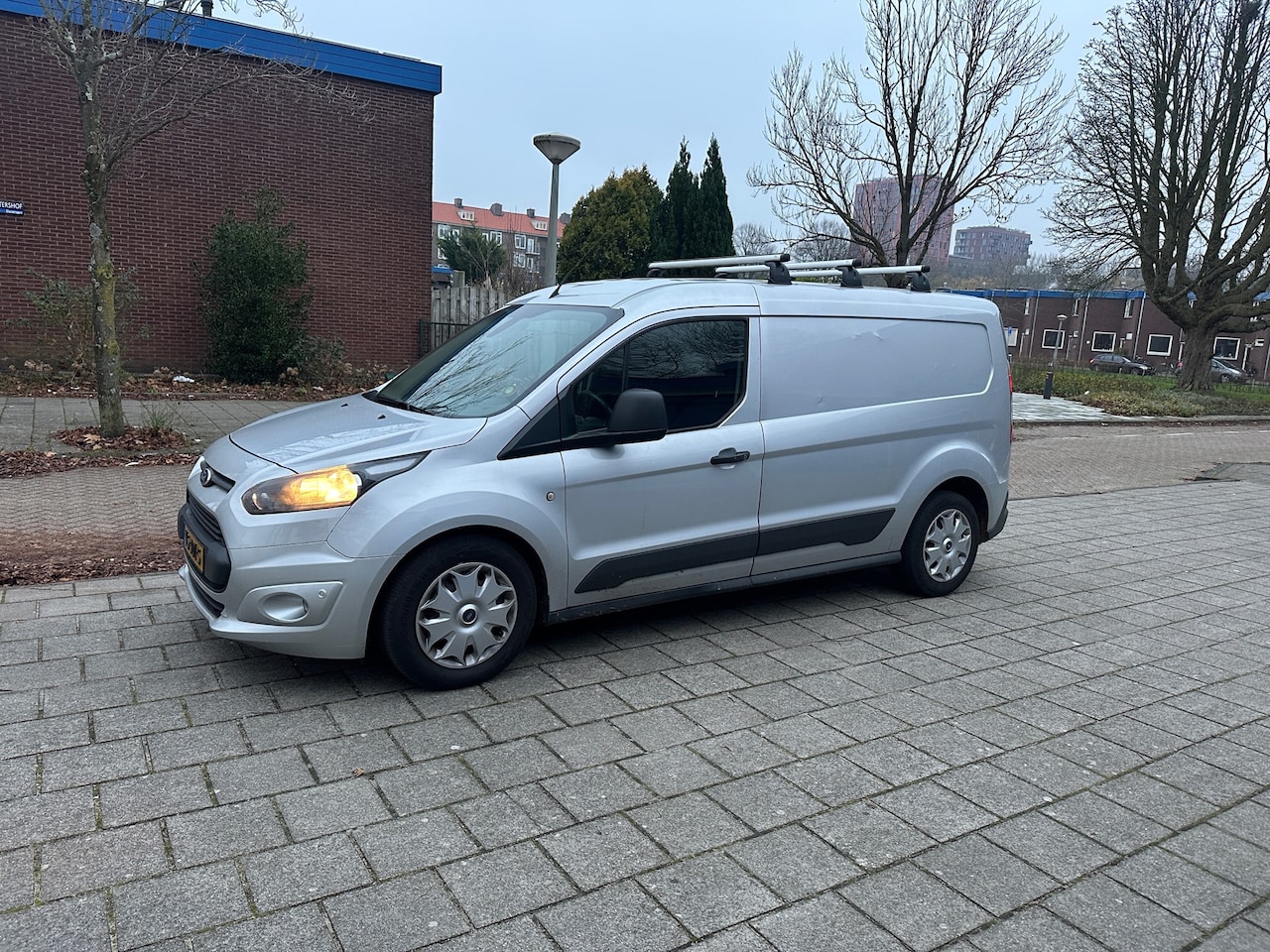 Ford Transit Connect - 1.6 TDCI L2 3pers Airco Cruise Trekhaak PDC - AutoWereld.nl