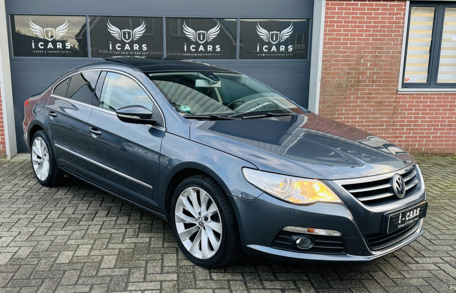 Volkswagen Passat CC - 2.0 TSI 4p. Panorama Camera Volle uitvoering - AutoWereld.nl