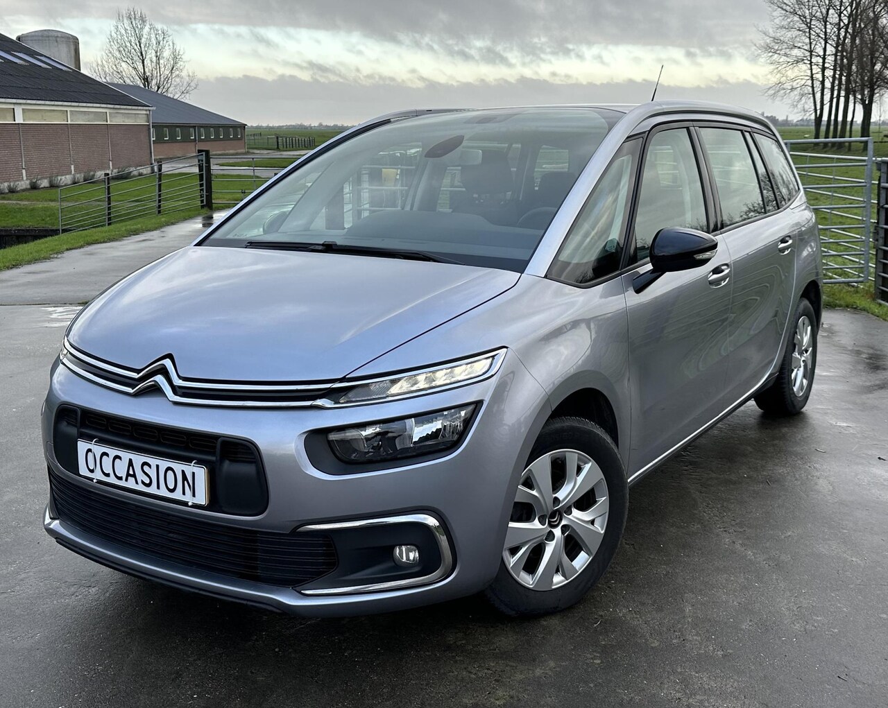 Citroën Grand C4 SpaceTourer - 1.2 PureTech Shine CRUISE | CLIMA | CARPLAY | 7-PERSOON | ALL-SEASON!! - AutoWereld.nl