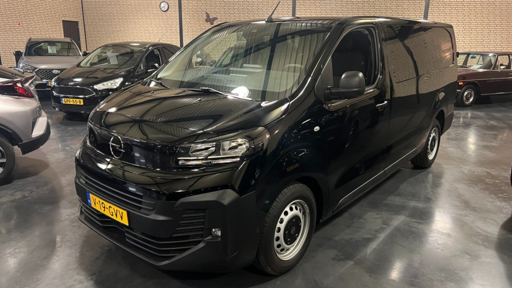 Opel Vivaro - 2.0 DIESEL 145 SenS  L3 DUBBELCABINE - AutoWereld.nl