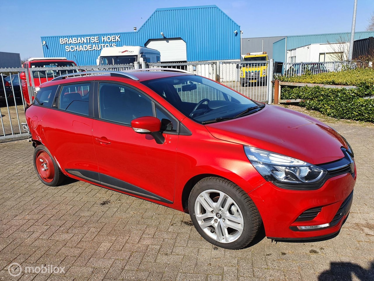 Renault Clio Estate - 1.5 dCi Ecoleader Limited 30 000 KM !! - AutoWereld.nl