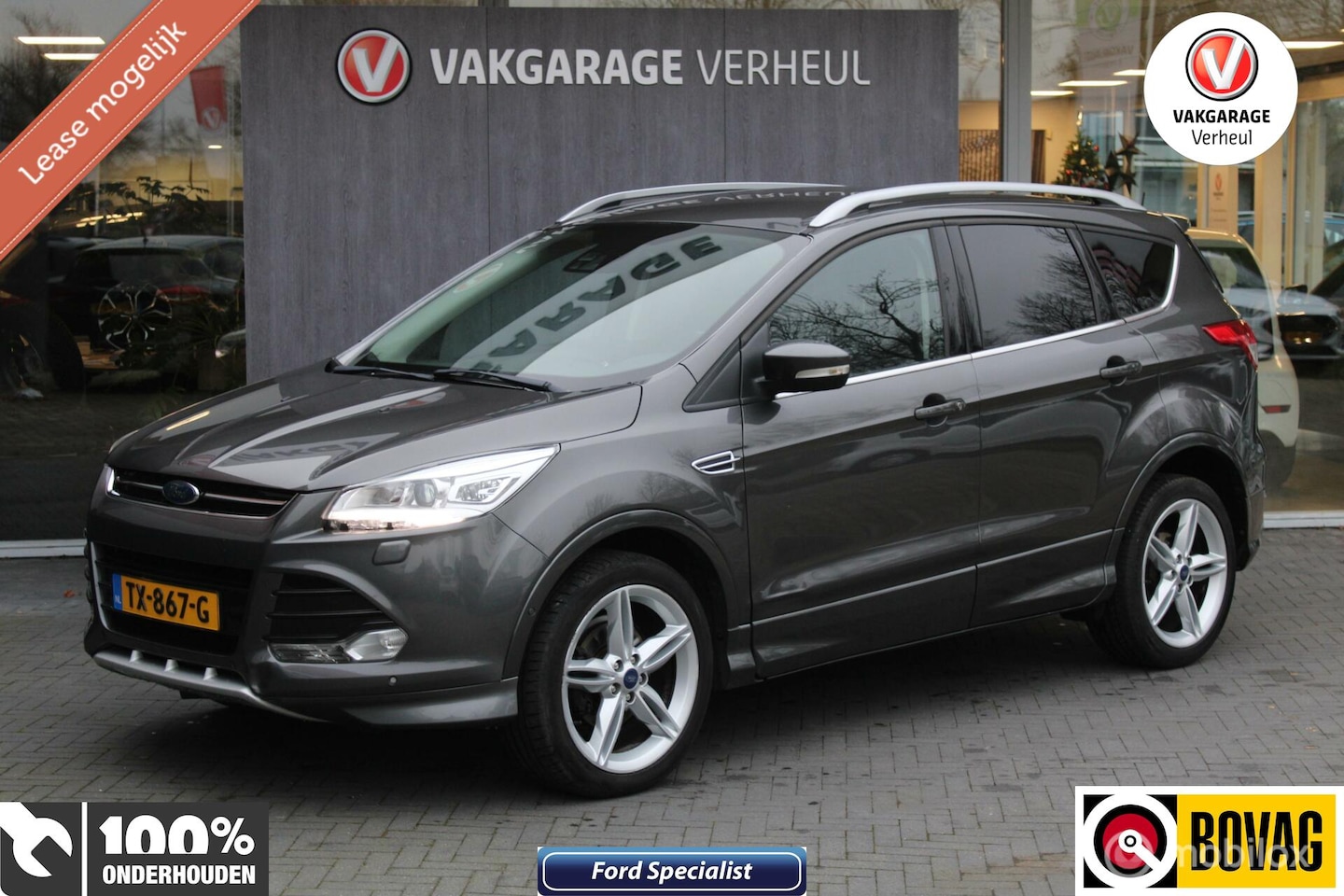 Ford Kuga - 1.5 Titanium Styling Pack|Trekhaak|2000 Kg Trekken - AutoWereld.nl