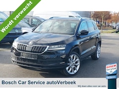 Skoda Karoq - 1.5TSi ACT DSG Style | Dealeronderhouden | Leer | Navi 9, 2" & App-Connect | 19" LMV 'Crat