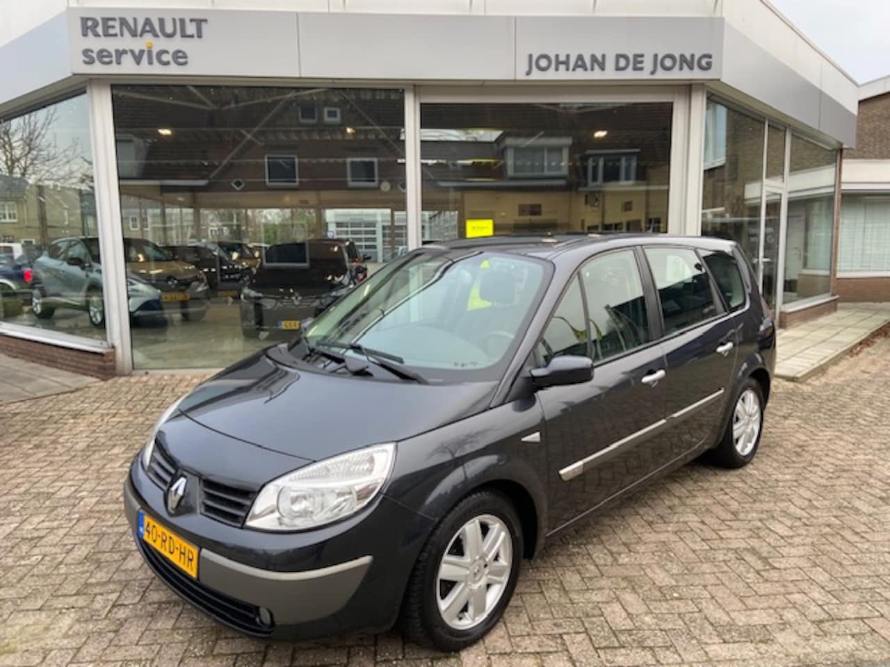 Renault Grand Scénic - 1.6 16V 83KW AUTBAS - AutoWereld.nl