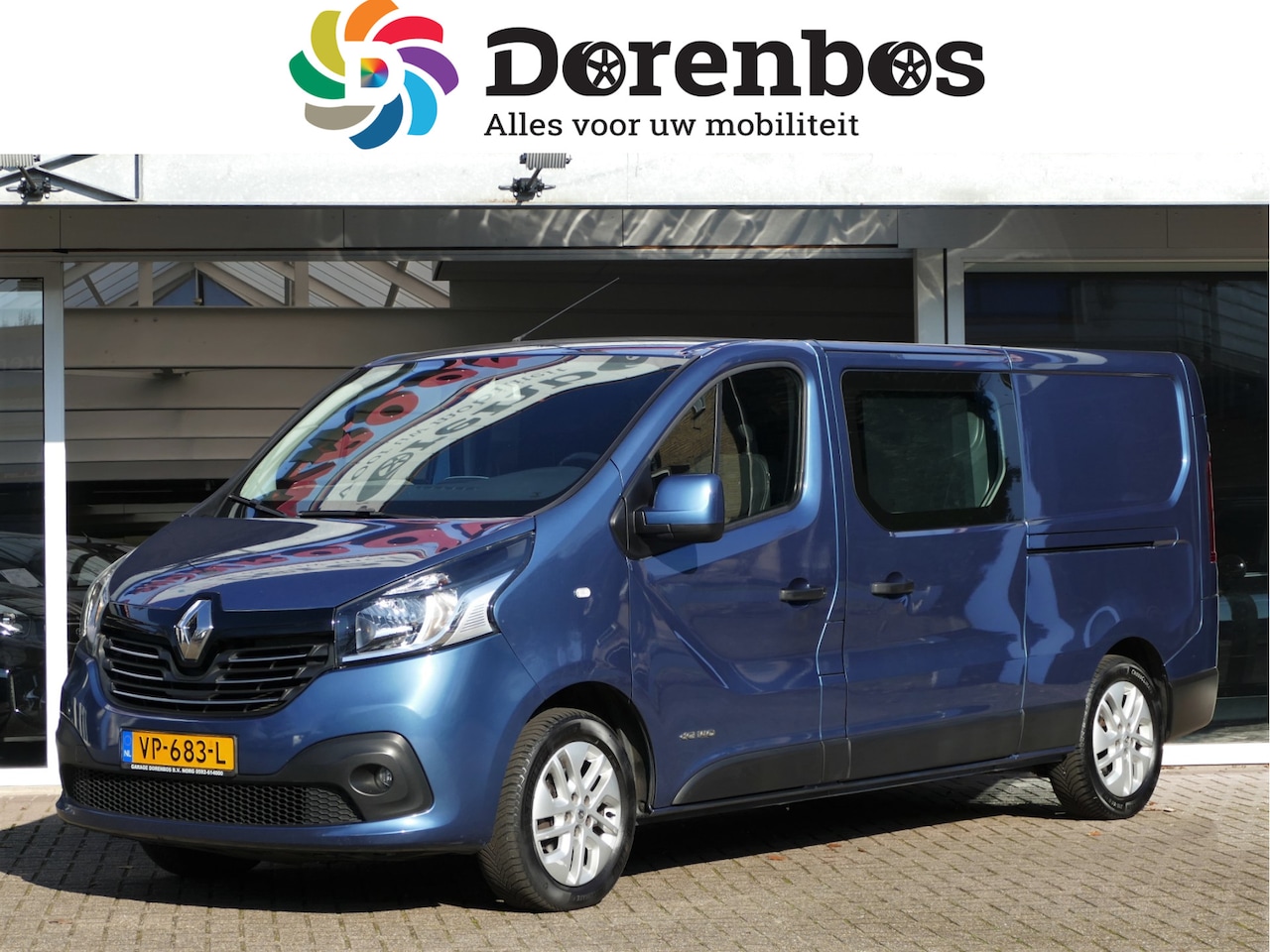 Renault Trafic - 1.6 dCi 140PK T29 L2H1 DC 5 zitplaatsen | zeer nette bus! | schuifdeur L+R - AutoWereld.nl