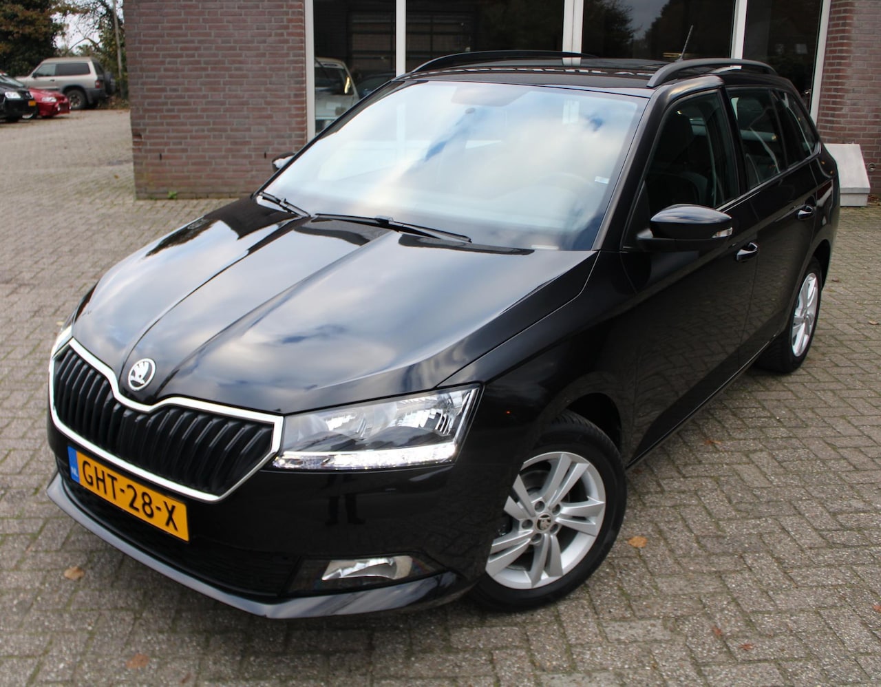 Skoda Fabia Combi - 1.0 TSI Ambition Airco, Stoelverwarming, Cruise control, Leder, LED, Parksens. A, Bluetoot - AutoWereld.nl