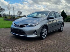 Toyota Auris - 1.8 Hybrid Dynamic/NAVIGATIE/CAMERA/RIJKLAAR