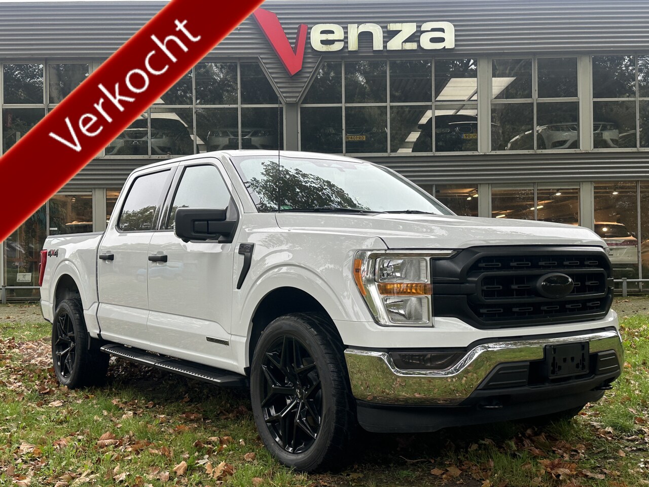 Ford F150 - USA F-150 3.5 V6 Powerboost 430HP Hybride Night Pack €56900,- ex btw - AutoWereld.nl