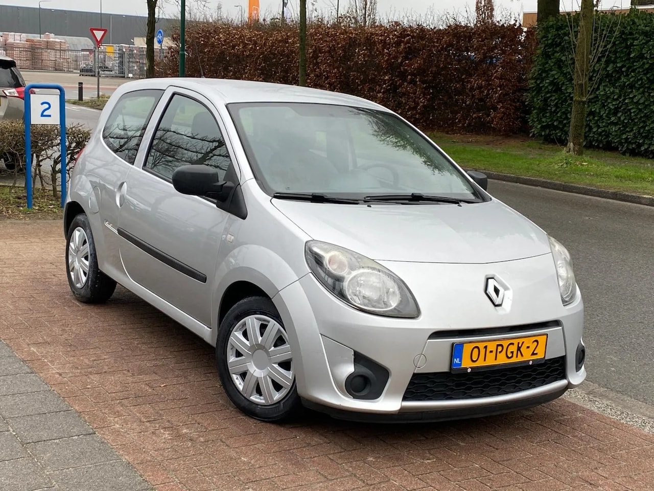 Renault Twingo - 1.2 *Airco| APK 01-2026!! - AutoWereld.nl