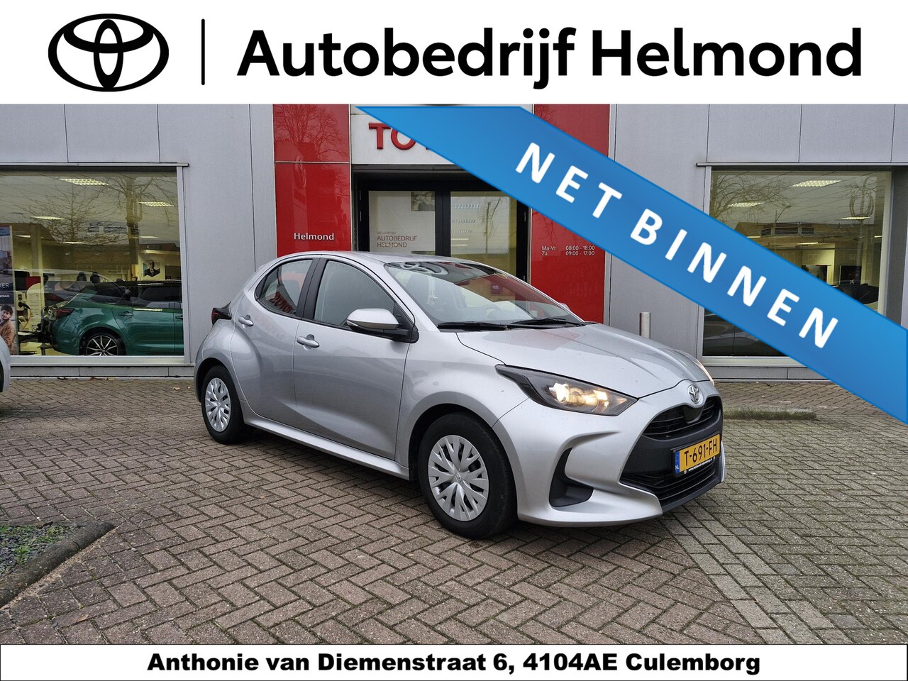 Toyota Yaris - 1.5 VVT-i Active Nederlandse auto, dealeronderhouden - AutoWereld.nl