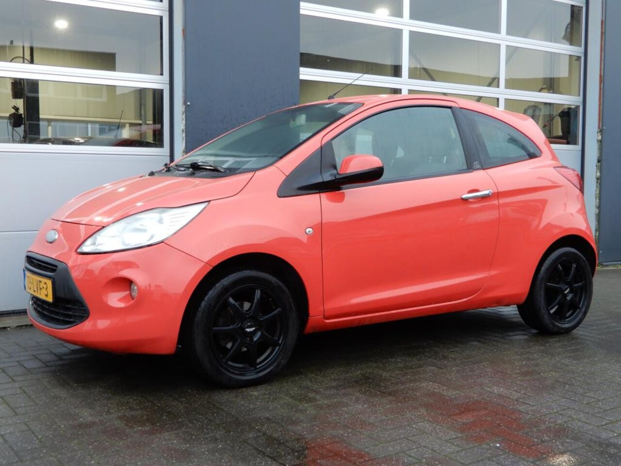 Ford Ka - 1.2 Titanium X Airco/ElektrPakket/LMV - AutoWereld.nl