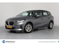 BMW 2-serie Active Tourer - 218i Automaat | Dealer Onderhouden | LED | Navi | Clima | Camera | Parkeersensoren V+A | C